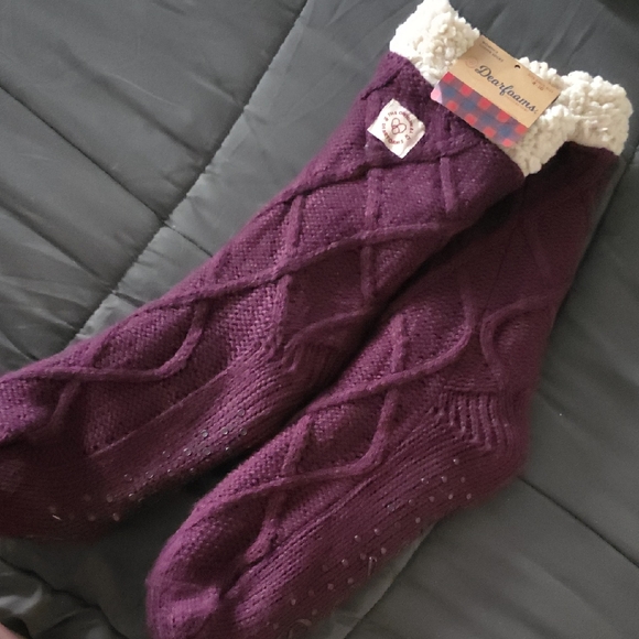 dearfoams Accessories - Dearfoams Plum Cable Knit Slipper Socks